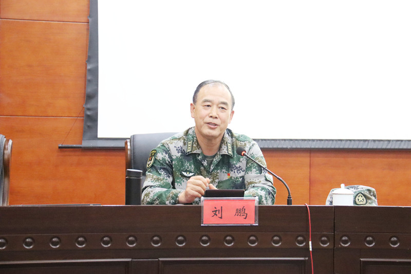 《百年强军梦 奋进新征程》剪影2.JPG