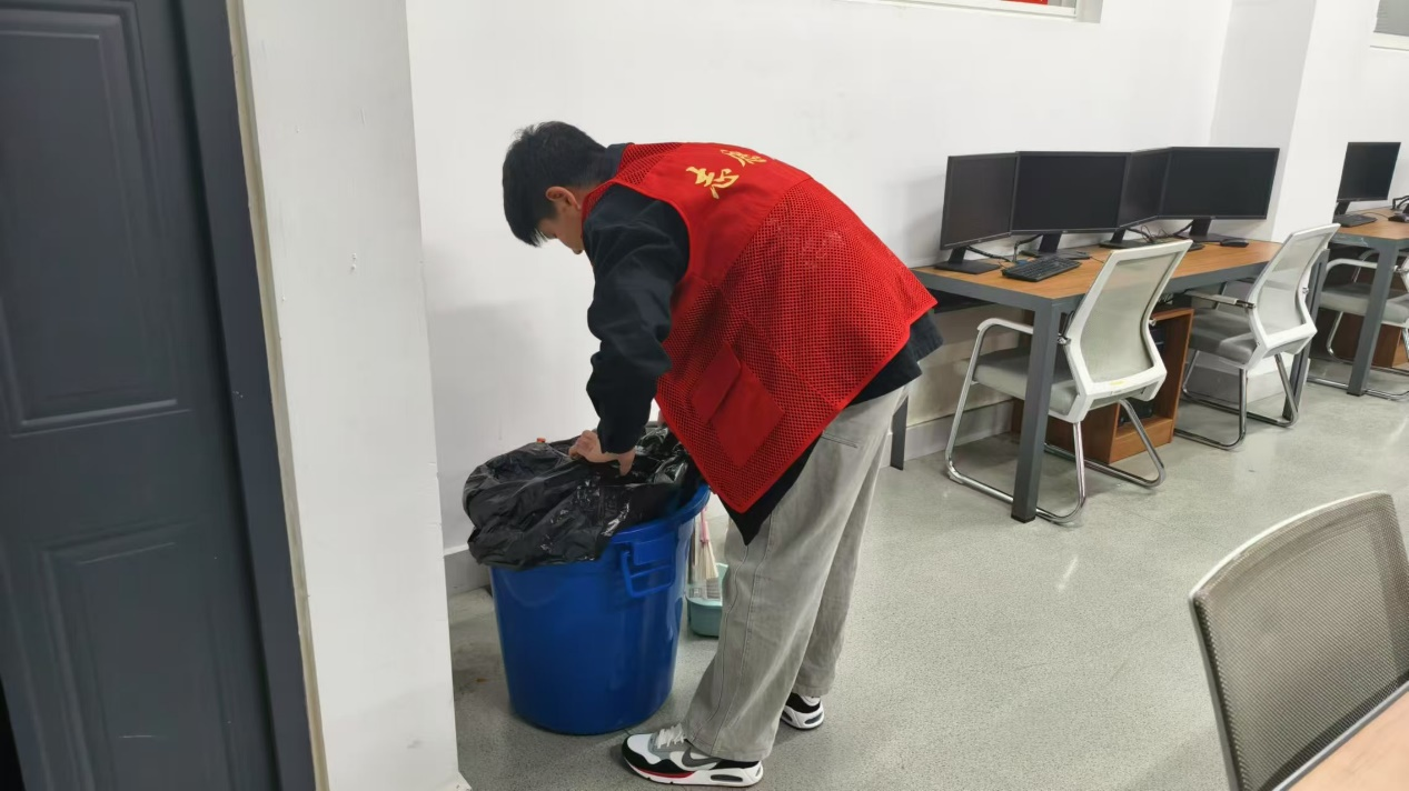 图片18.png