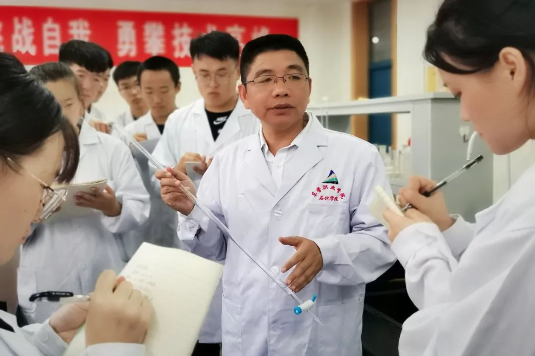 匠心筑梦 劳动光荣 | 张新锋：匠心为壤，石油花开